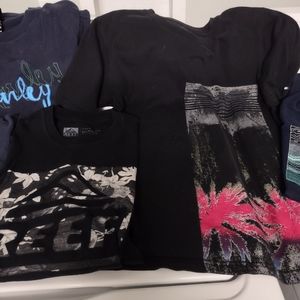 Bundle of men's M tees.